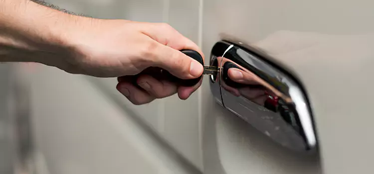 Why Choose Our Auto Locksmith Team in Glassmanor, MD?